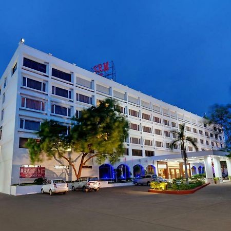 SRM Hotel Trichy Tiruchirappalli Exterior foto